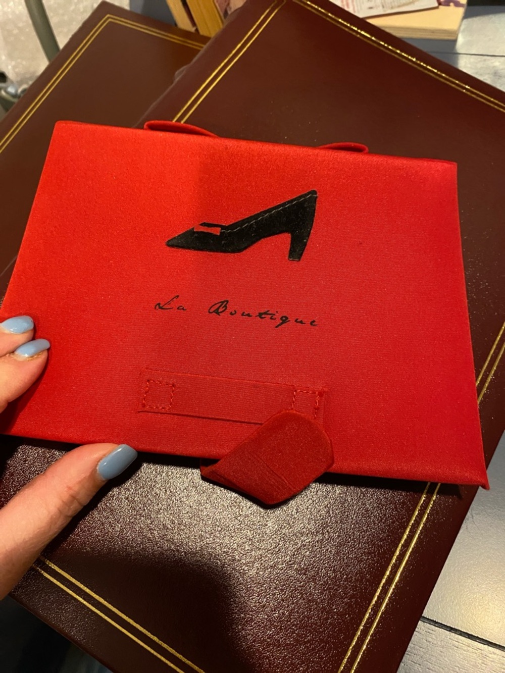 La Boutique Red Velvet Jewelry Photobook